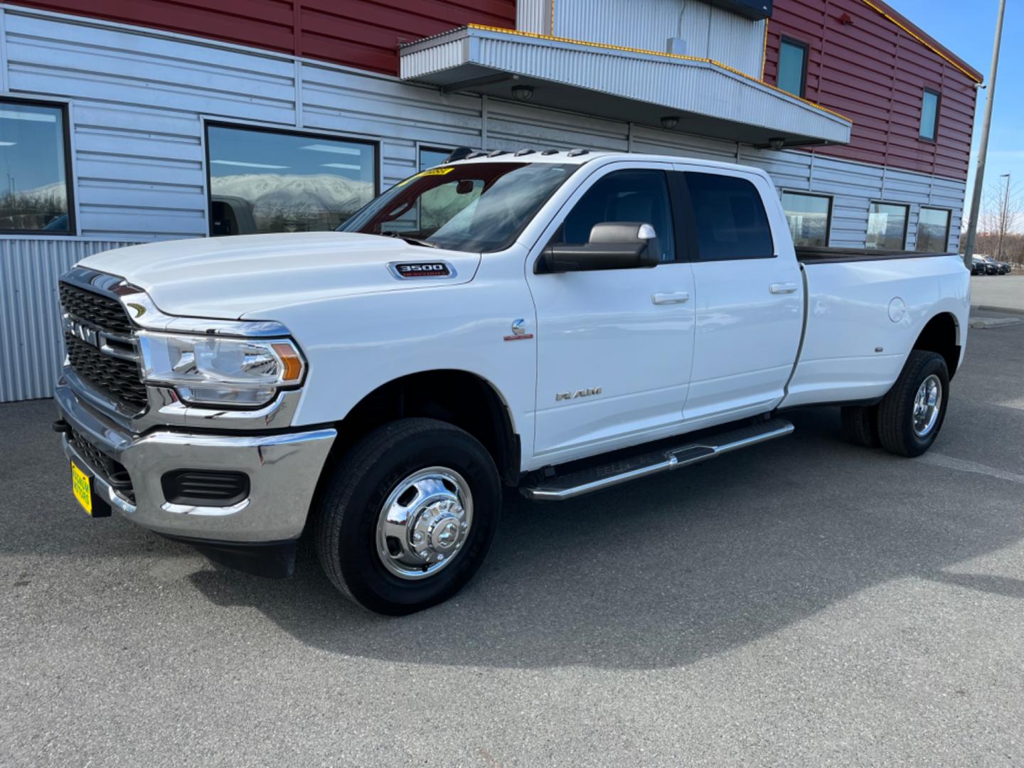 2022 WHITE /Black RAM 3500 BIG HORN (3C63RRHL6NG) with an 6.7L engine, Automatic transmission, located at 1960 Industrial Drive, Wasilla, 99654, (907) 274-2277, 61.573475, -149.400146 - Photo#0